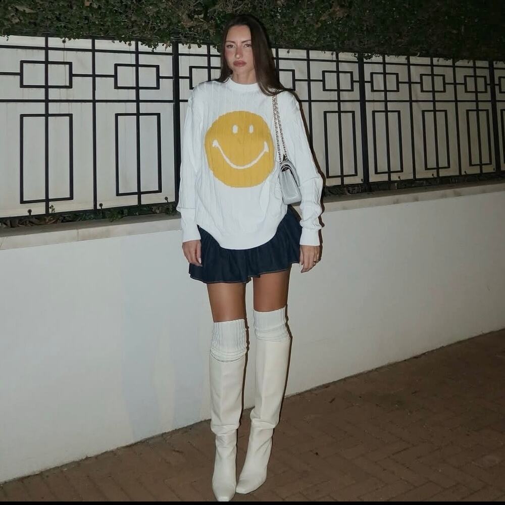 Joshua Sanders x Smiley Unisex Smile Chunky Cable Knit Sweater Crew Neck, White - Picture 14 of 14